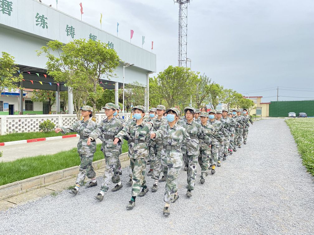 女生训练